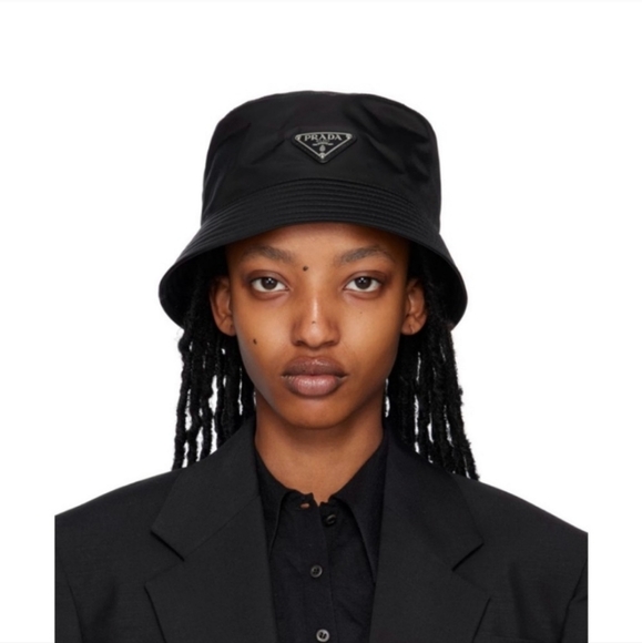 Accessories - Prada Corduroy bucket hat black ⚫️ unisex 100% authentic